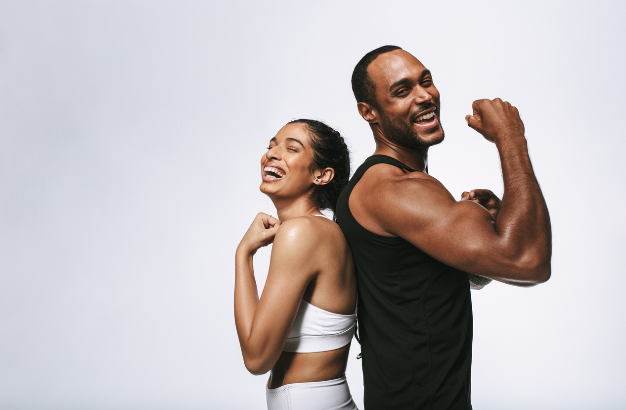 Sideview Of A Sporty Woman Doing Lsits Exercises With Stock Photo -  Download Image Now - iStock